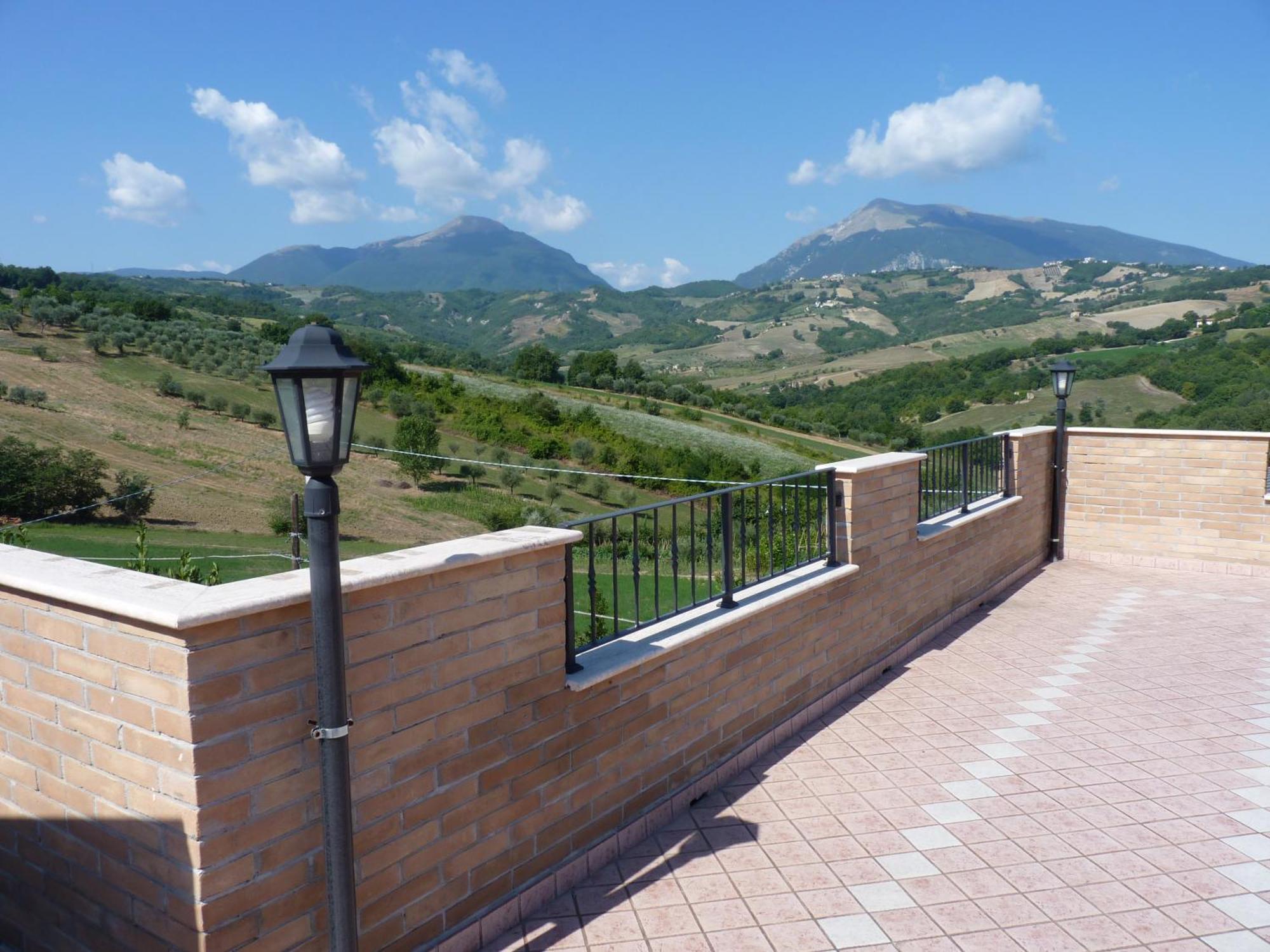 Agriturismo Il Vecchio Carro Campli Exteriör bild